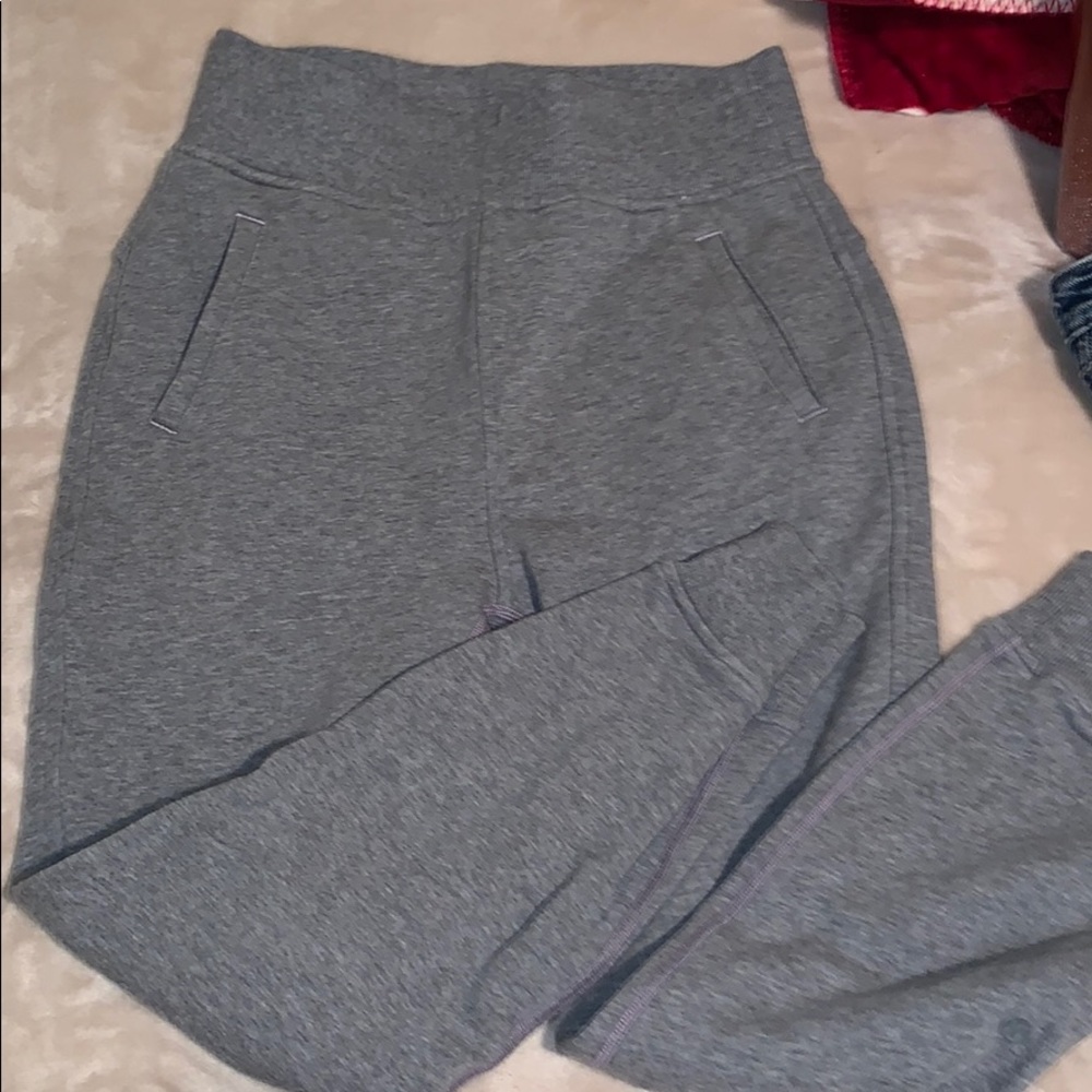 Lululemon gray joggers